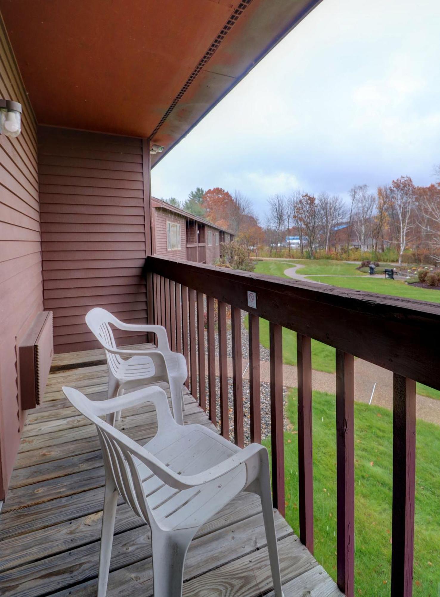 Fireside Inn&Suites Gilford Eksteriør billede